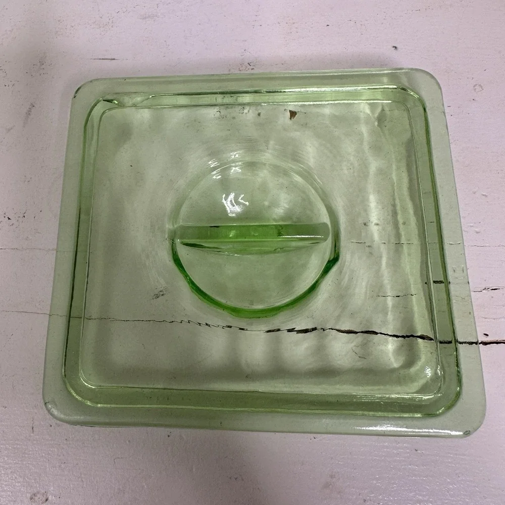 Uranium Glass‎ Lid Vaseline Green UV Reactive Depression Square 5